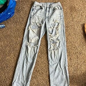 American Eagle Distressed Straight Jean